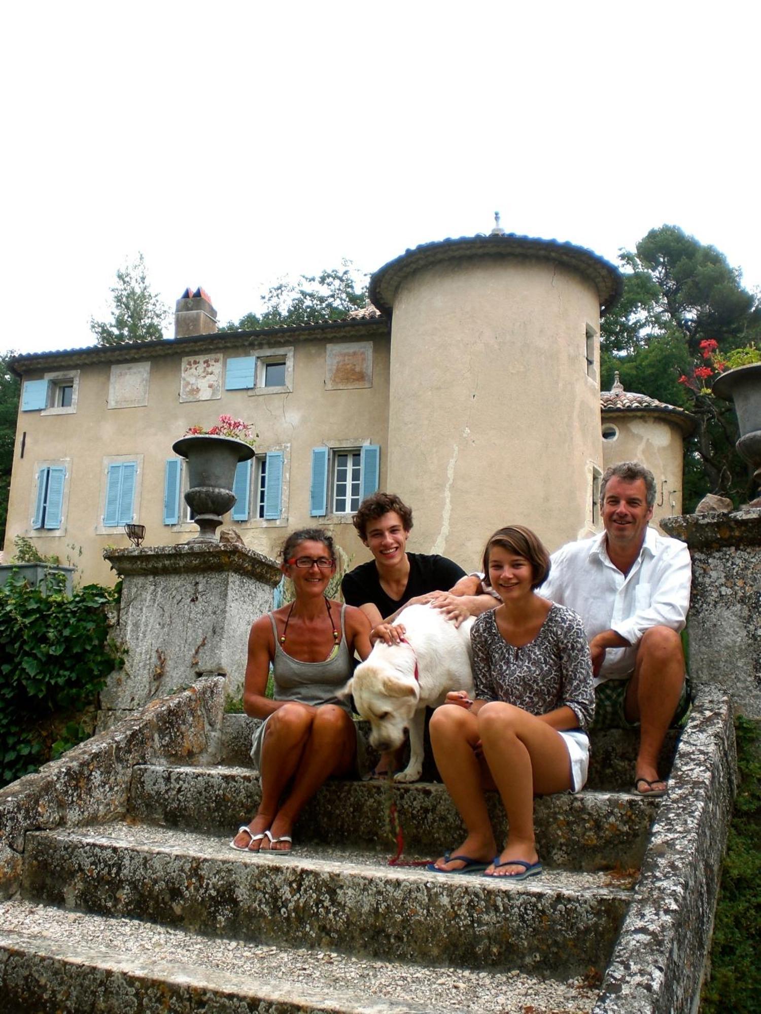 Chateau De Peyrolles Apt Exterior photo